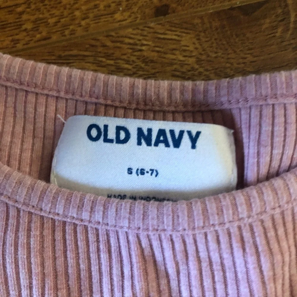 Old Navy pink rib knit long sleeve dress in size S (6-7)